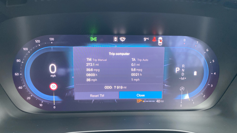 Volvo XC40 2.0 B4P Plus Dark 5dr Auto Petrol Estate